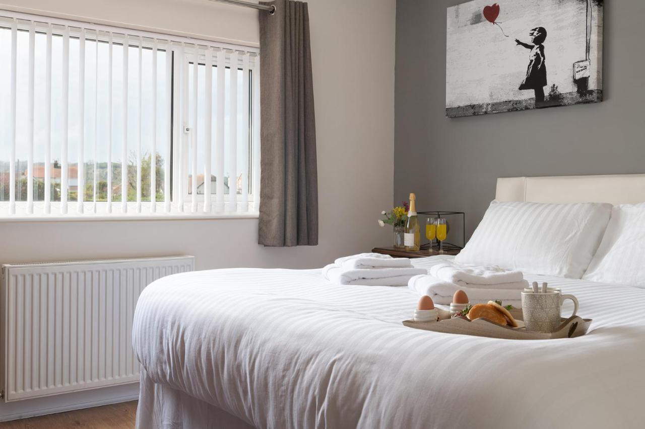 Lovely 3 Bedroom Home In Rhos On Sea Exterior foto